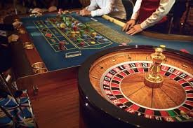 Experience the Thrill of Real Money Roulette Games